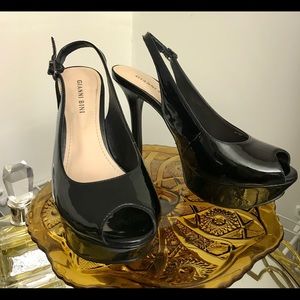 Gianni Bini black patent heels